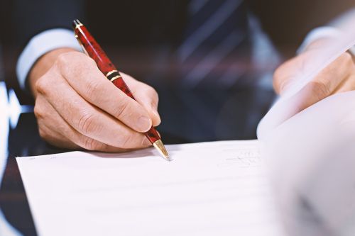 Vertragsunterzeichnung